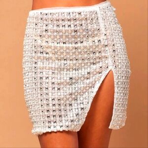 Fashion Nova Luxe Kourt Embellished Mini Skirt - White And Silver XL